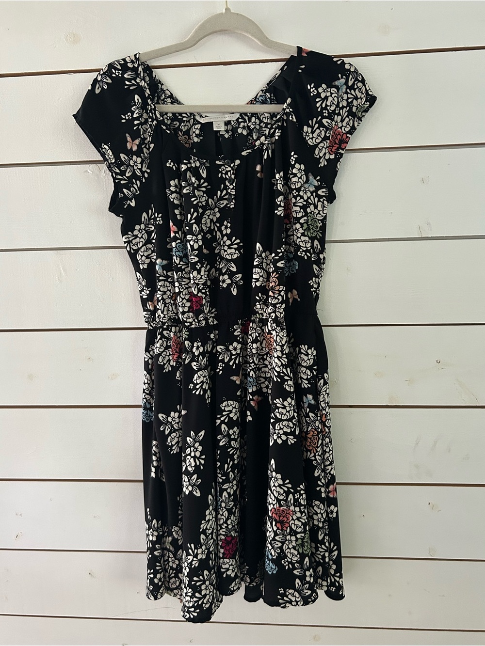 LC Lauren Conrad Black Floral Elastic Waist Cap Sleeves Dress Women’s Medium